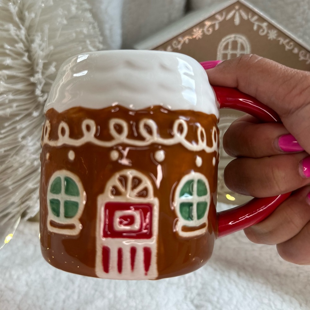 Target 2023 Earthware Christmas mug gingerbread house holiday mug 14 oz